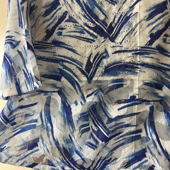 CUBISM top Excellent Condition - Picture 3 of 4